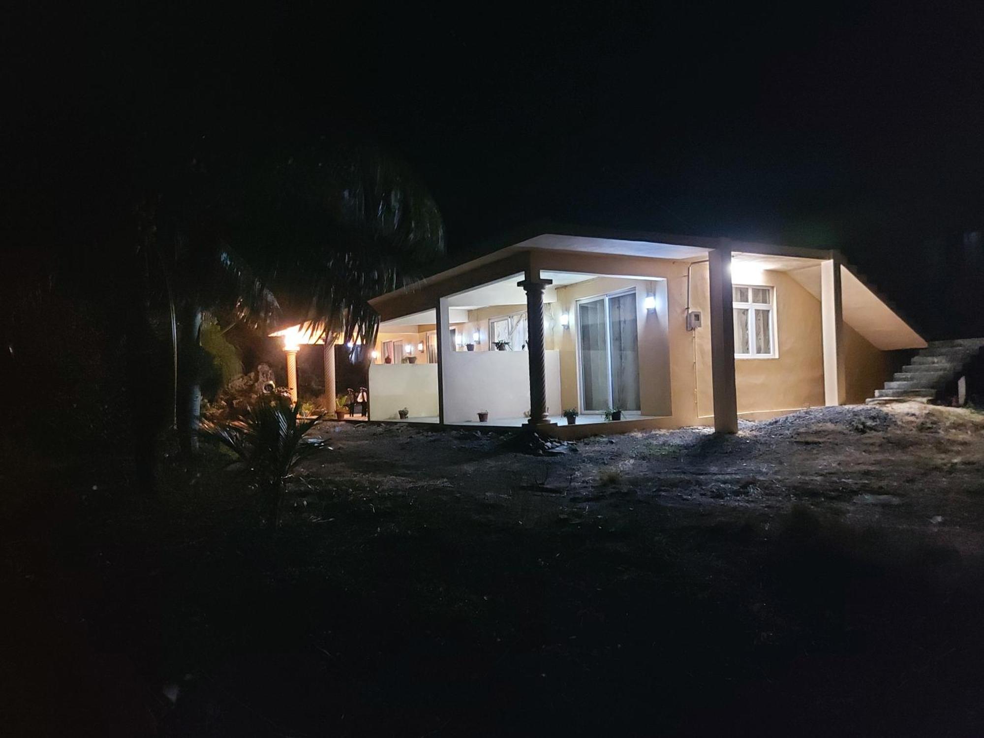 Ocean Viewpoint Lodge Порт Матурин Екстериор снимка